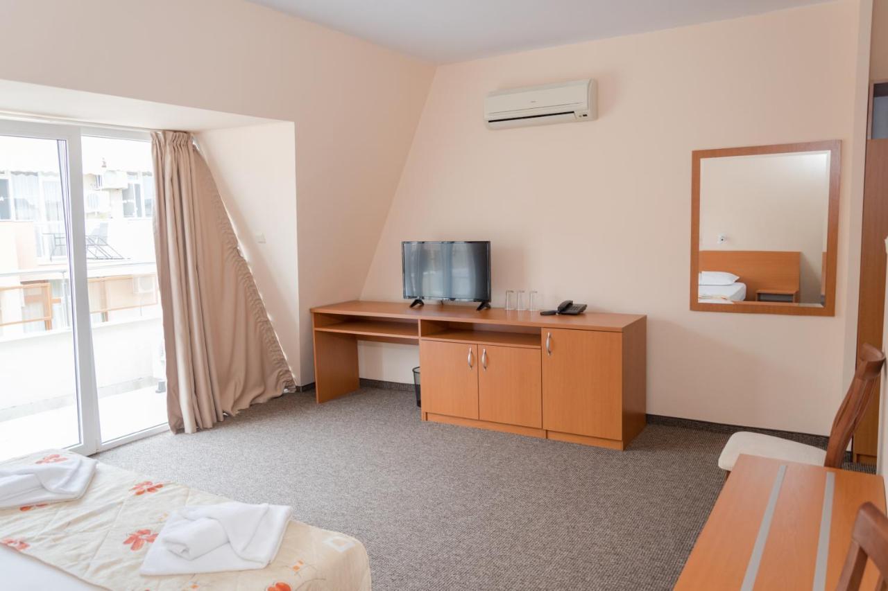 Hotel Eva Ravda Exteriér fotografie