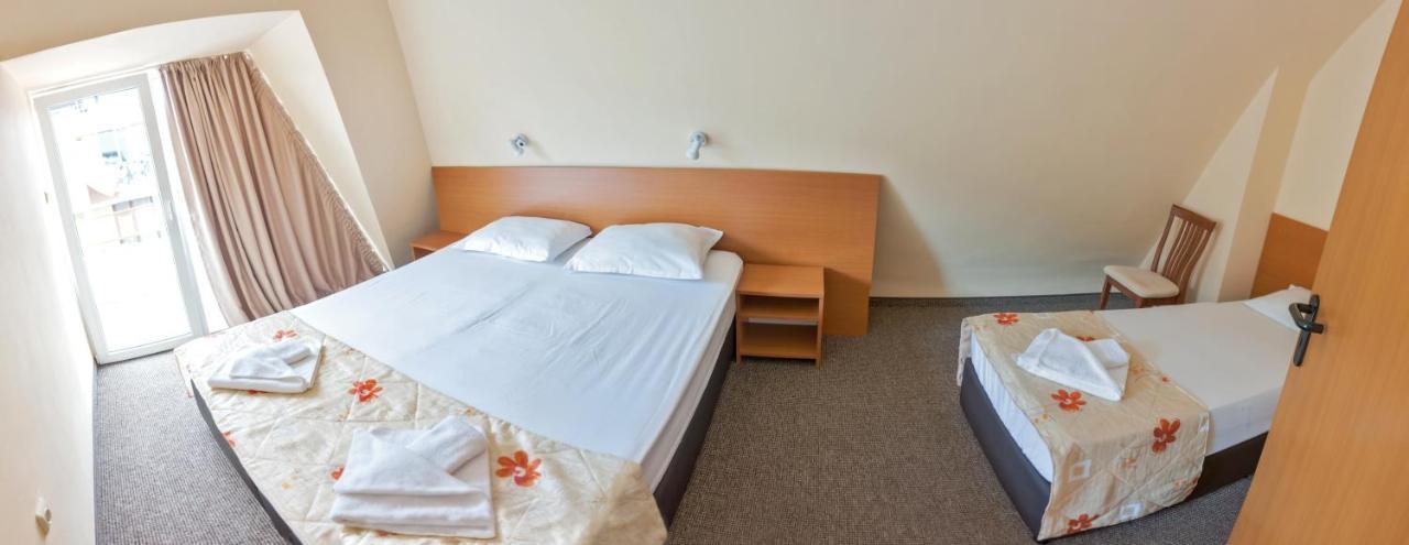 Hotel Eva Ravda Exteriér fotografie