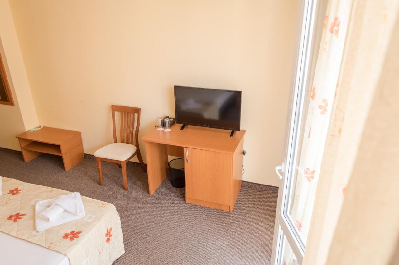 Hotel Eva Ravda Exteriér fotografie